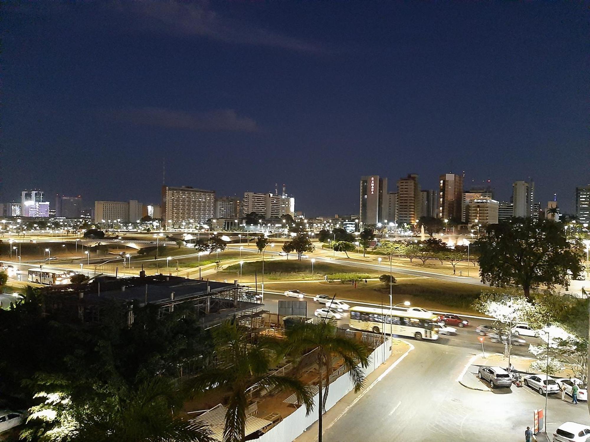 Flat Brasilia 50M2 Com Varanda Екстериор снимка